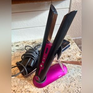Dyson Coralle Straightener.
